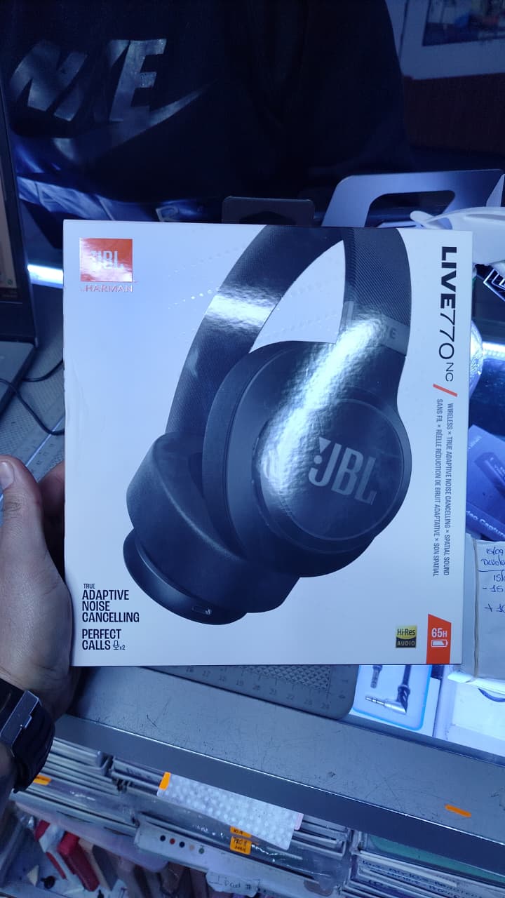 JBL LIVE 770 NC