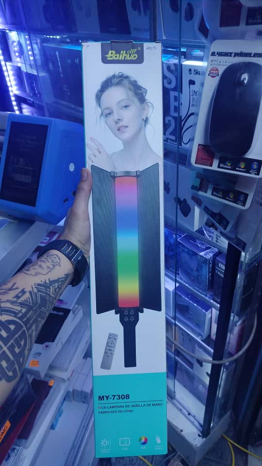 Barra de Luz Led Oled Lampara de Varilla de Mano RGB Recargable 60 cm