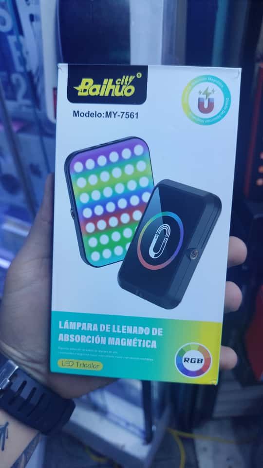 MINI LUZ MY-7561 RGB PORTATIL