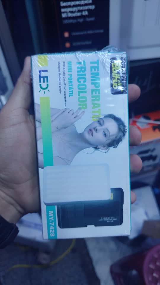 Luz Led Portátil Para Cámaras Tlf Selfis Videos Ajustable