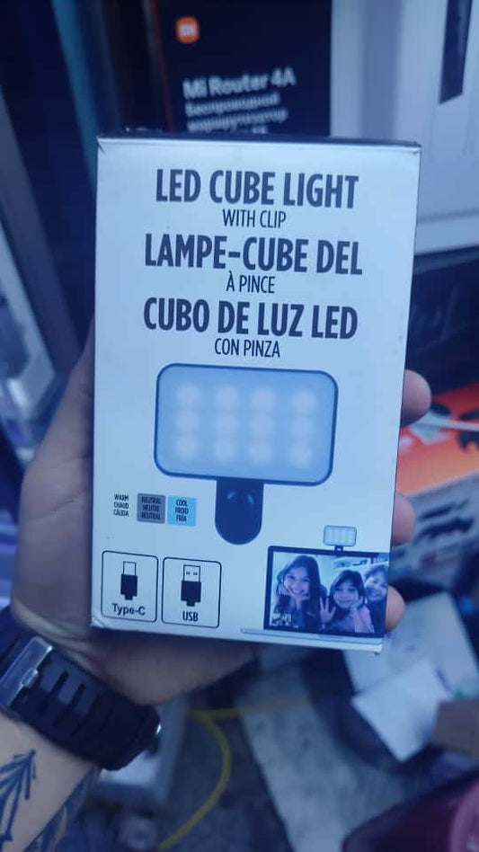 Mini luz de relleno portátil para Selfie, recargable, 3 modos de brillo ajustable, Clip para teléfono móvil, maquillaje, luz de relleno para ordenador