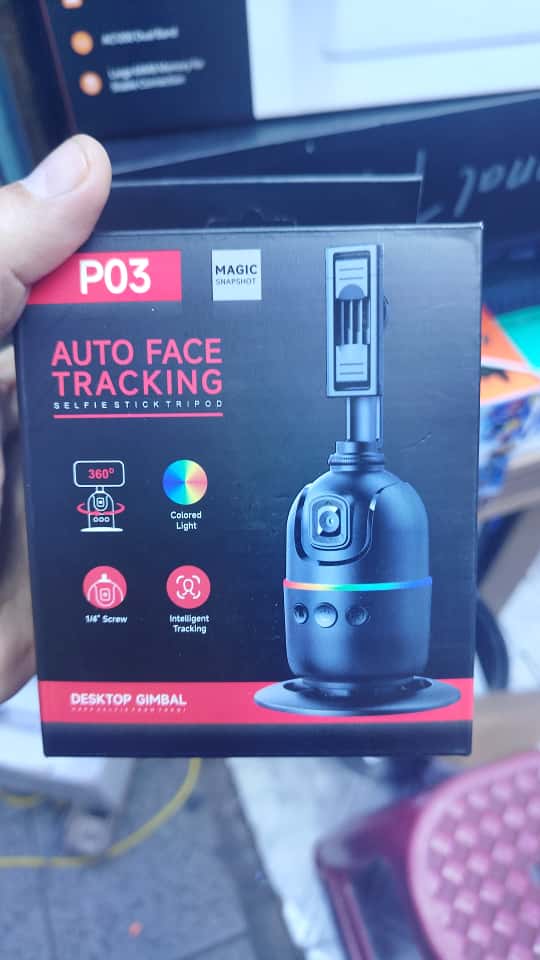 Gimbal Celular P03 Seguimiento Automático 360° Sin App Live Negro